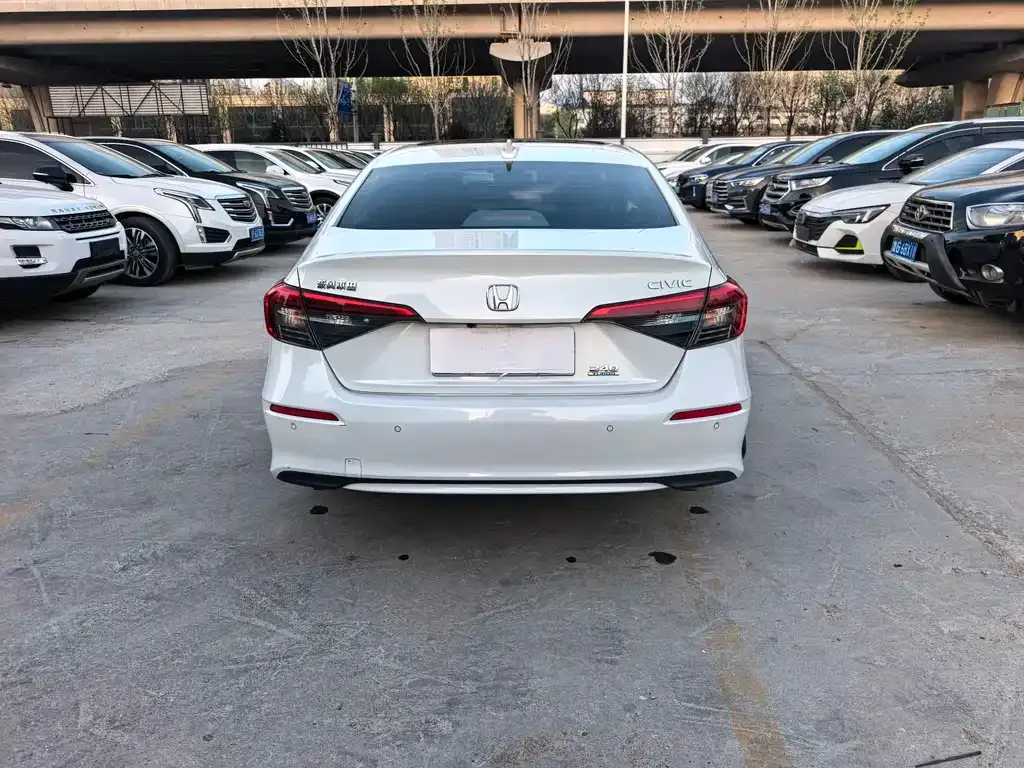 Honda Civic — фото 8