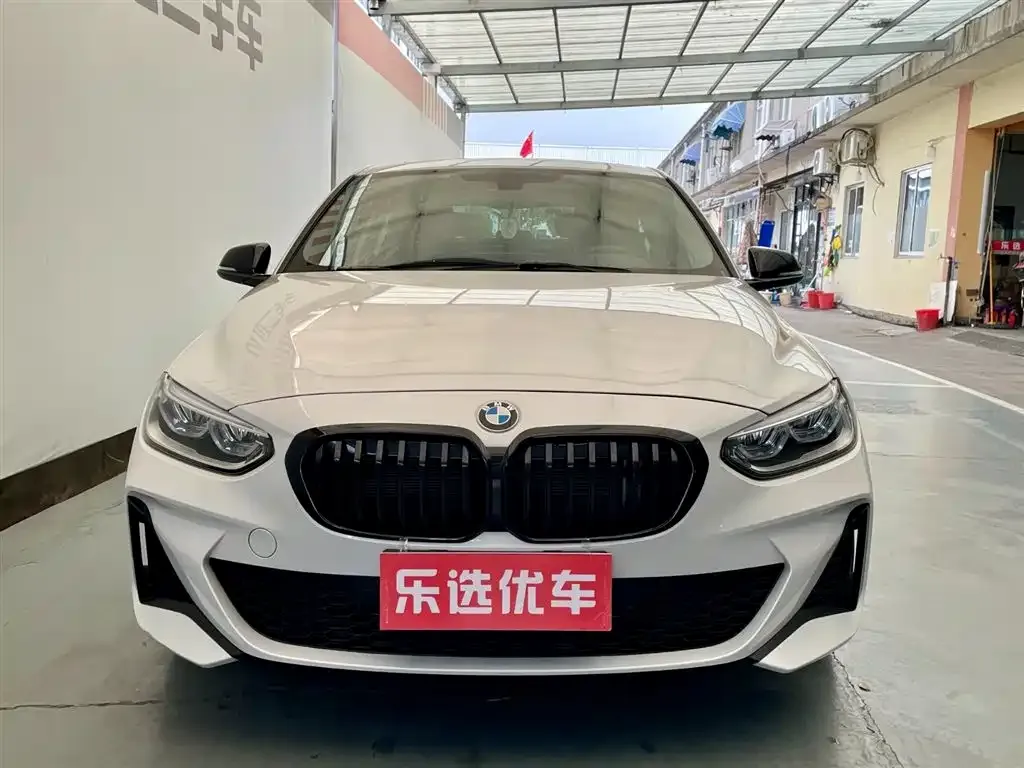 BMW 1 Series 2022 из CN, фото 8