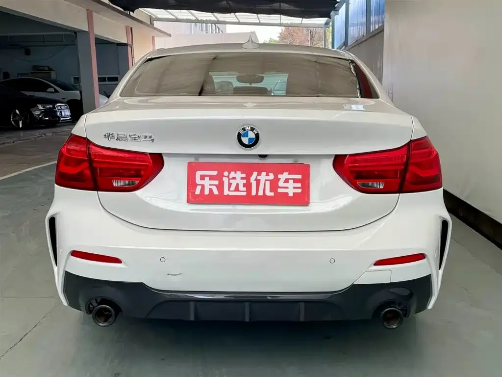 BMW 1 Series 2022 из CN, фото 2