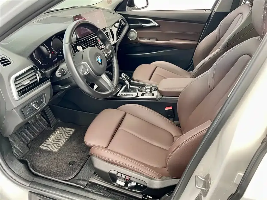 BMW 1 Series 2022 из CN, фото 6