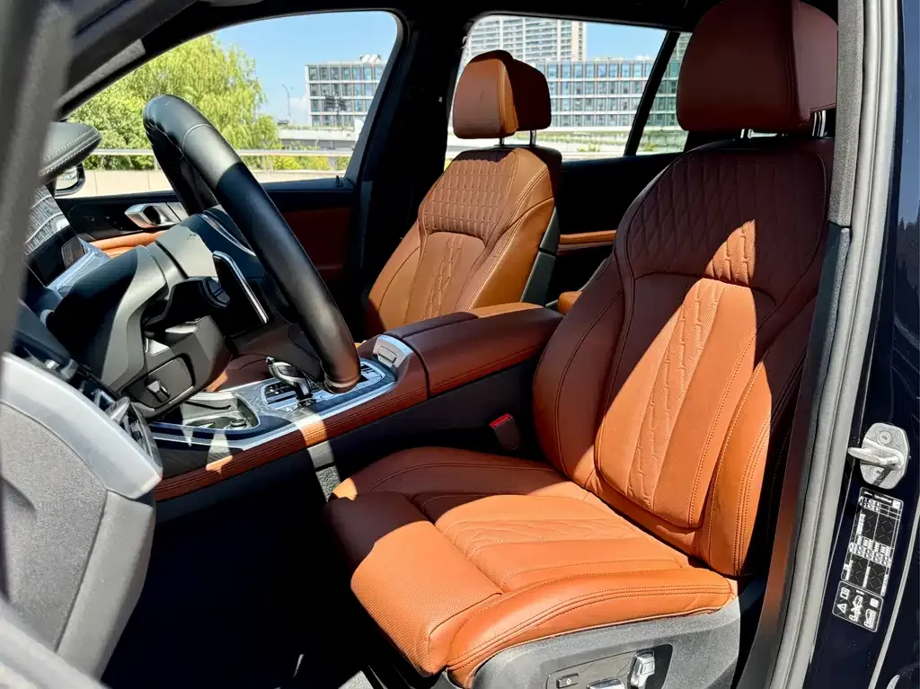 BMW X7 2021 из CN, фото 2