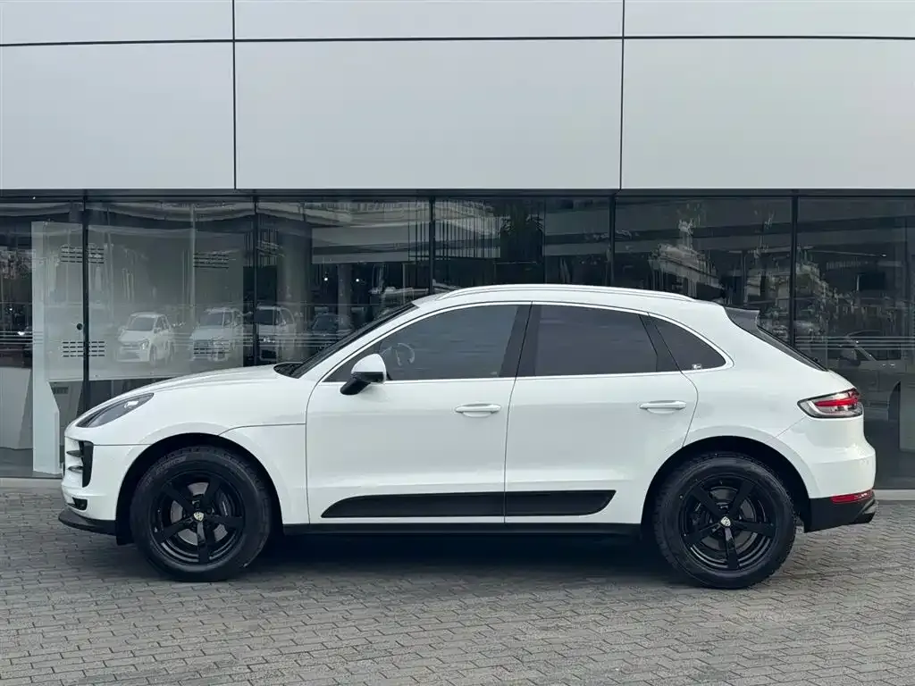 Porsche Macan — фото 5