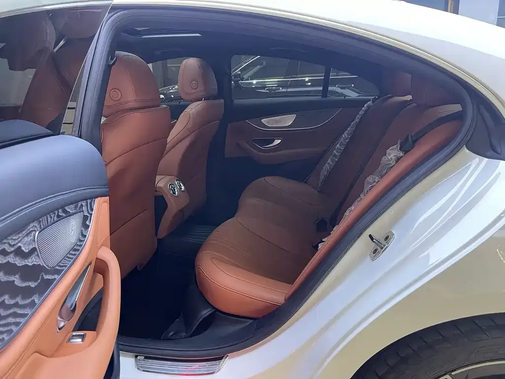 Mercedes-Benz CLS — фото 10
