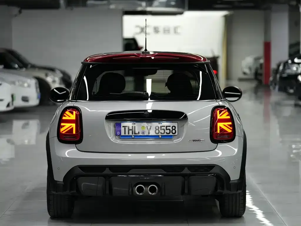 MINI JCW (John Cooper Works) — фото 10