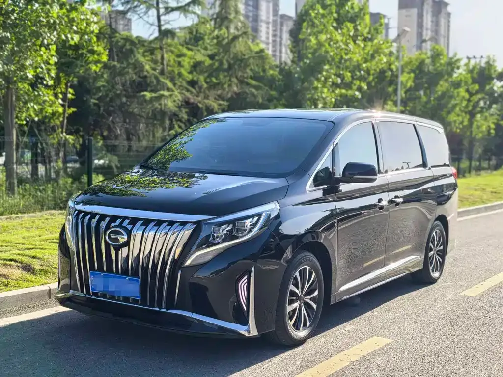 GAC Motor Trumpchi M8 — фото 1