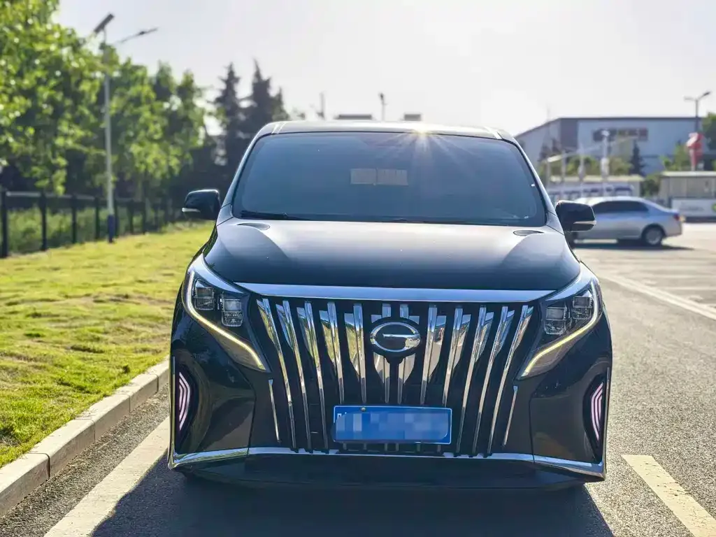 GAC Motor Trumpchi M8 — фото 9