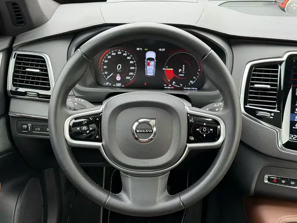 Volvo XC90 PHEV 2021 из CN, фото 3