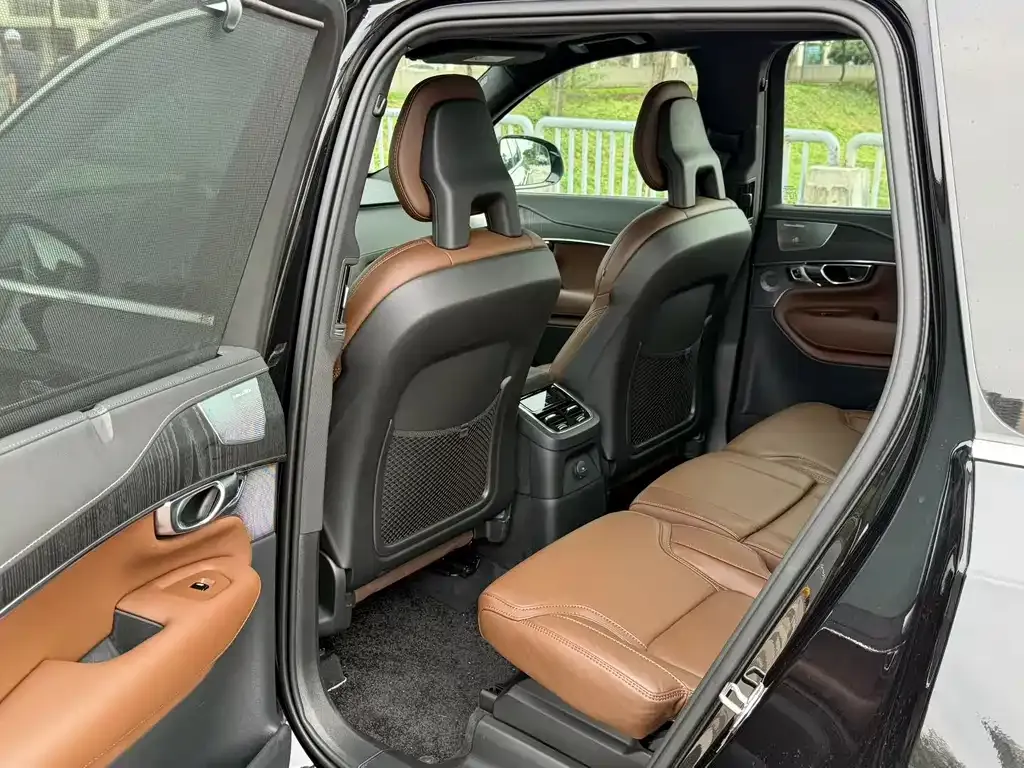 Volvo XC90 PHEV 2021 из CN, фото 9