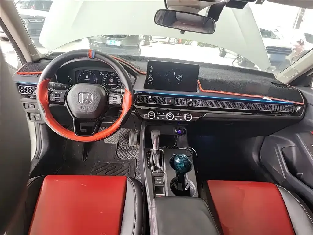 Honda Civic — фото 7