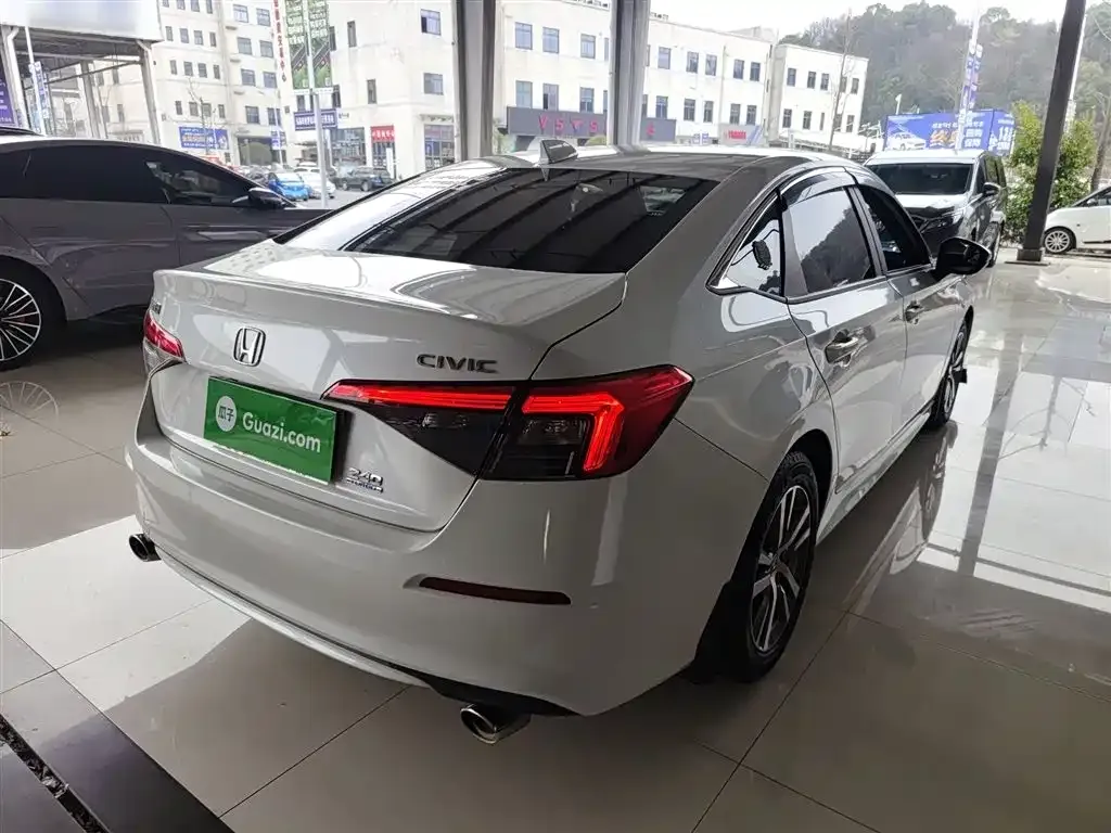 Honda Civic — фото 5