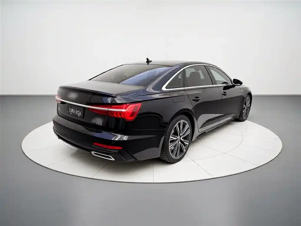 Audi A6L — фото 2