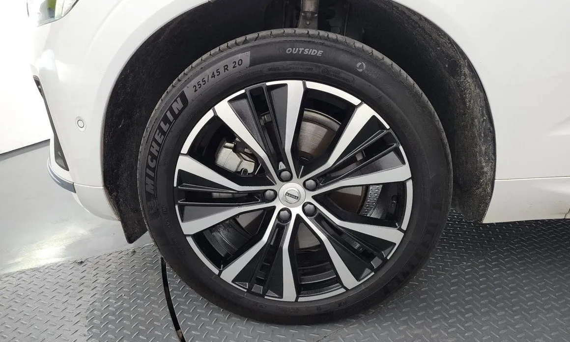 Volvo XC60 2025 из KR, фото 10