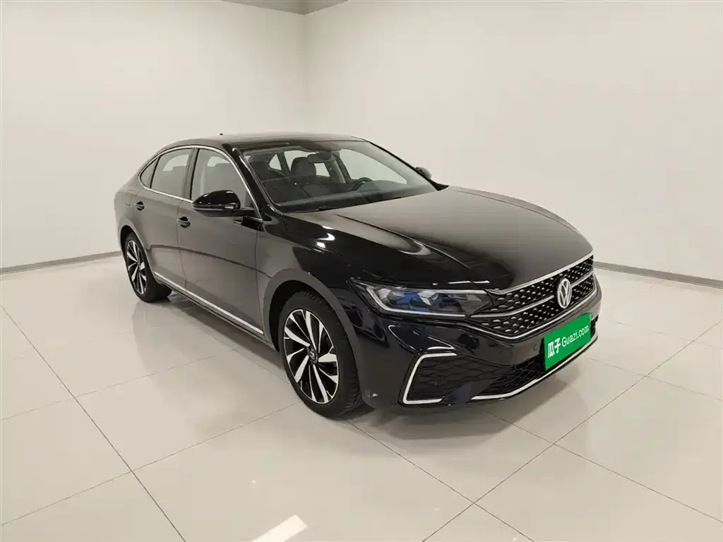 Volkswagen Passat — фото 7