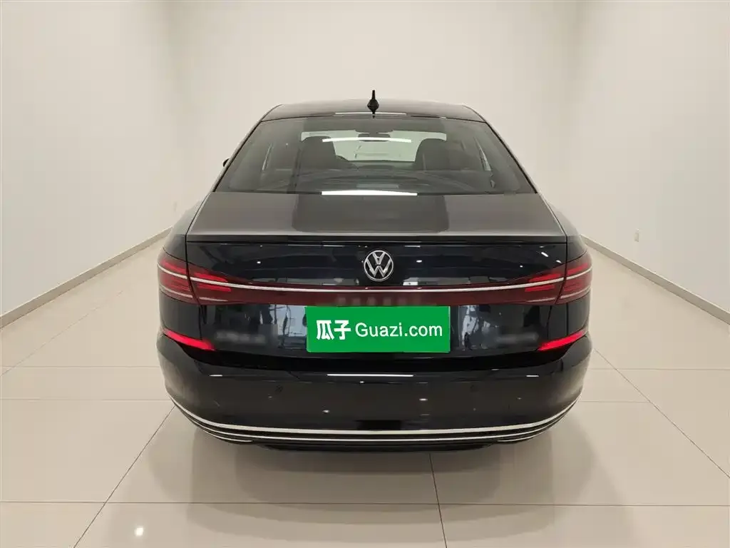 Volkswagen Passat — фото 6