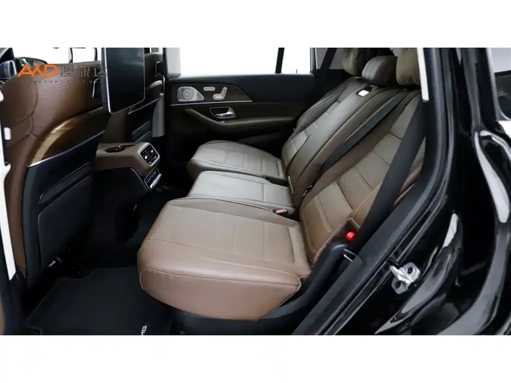 Mercedes-Benz GLS — фото 10