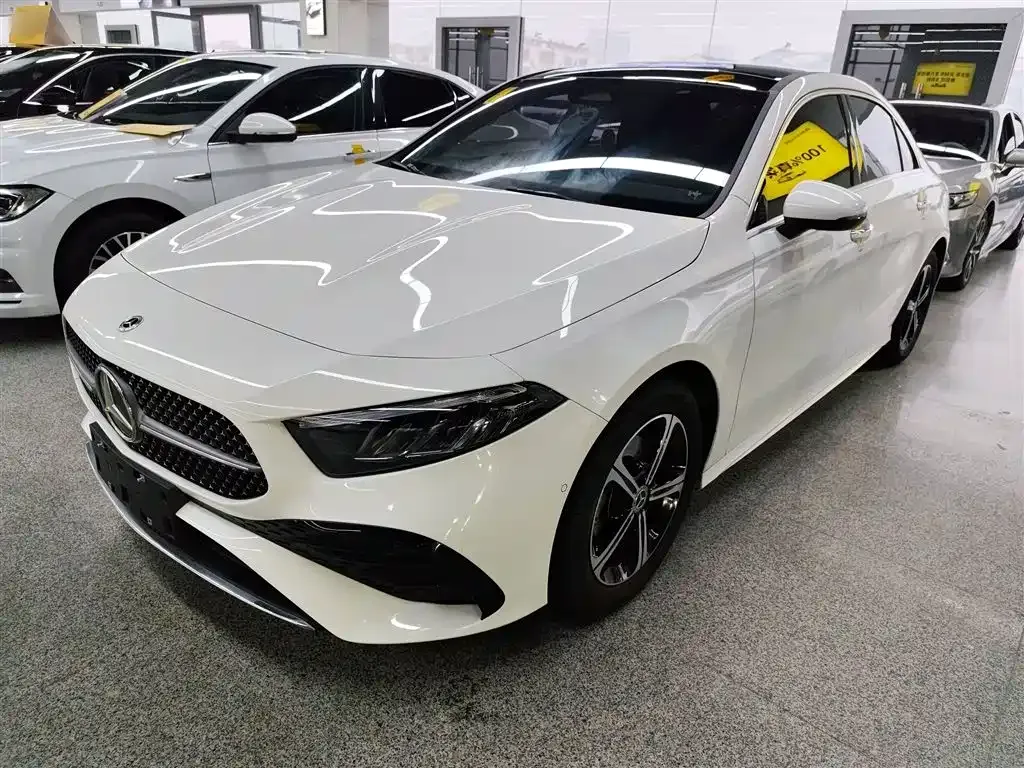 Mercedes-Benz A-Class — фото 1