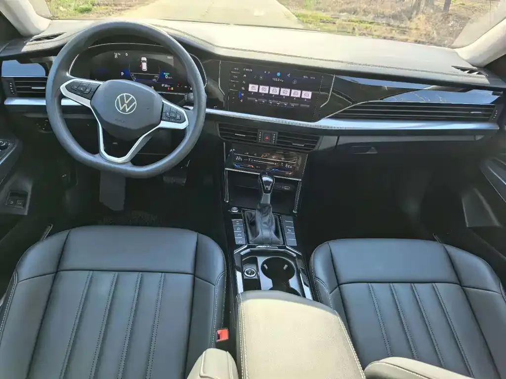 Volkswagen Passat New Energy 2026 из CN, фото 2