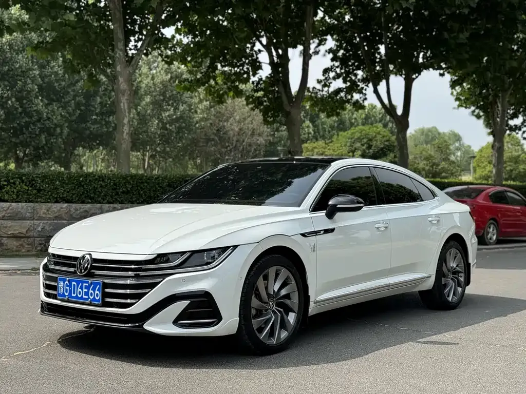 Volkswagen CC — фото 1
