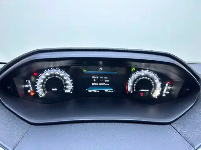 Peugeot 408 2025 из CN, фото 5