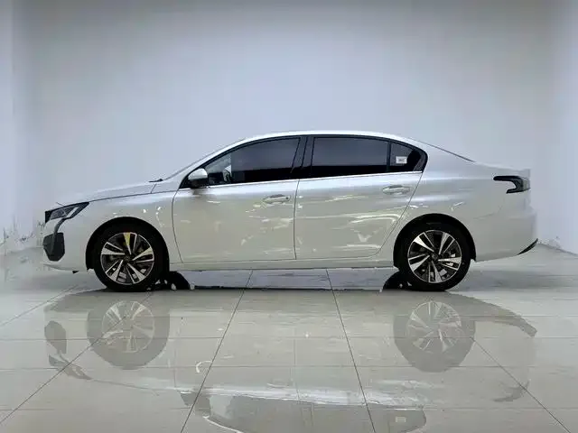 Peugeot 408 2025 из CN, фото 7
