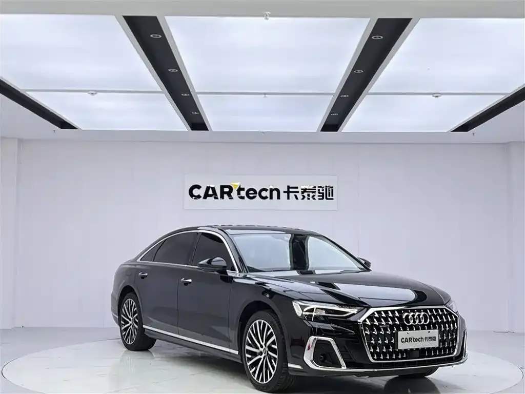 Audi A8 — фото 7