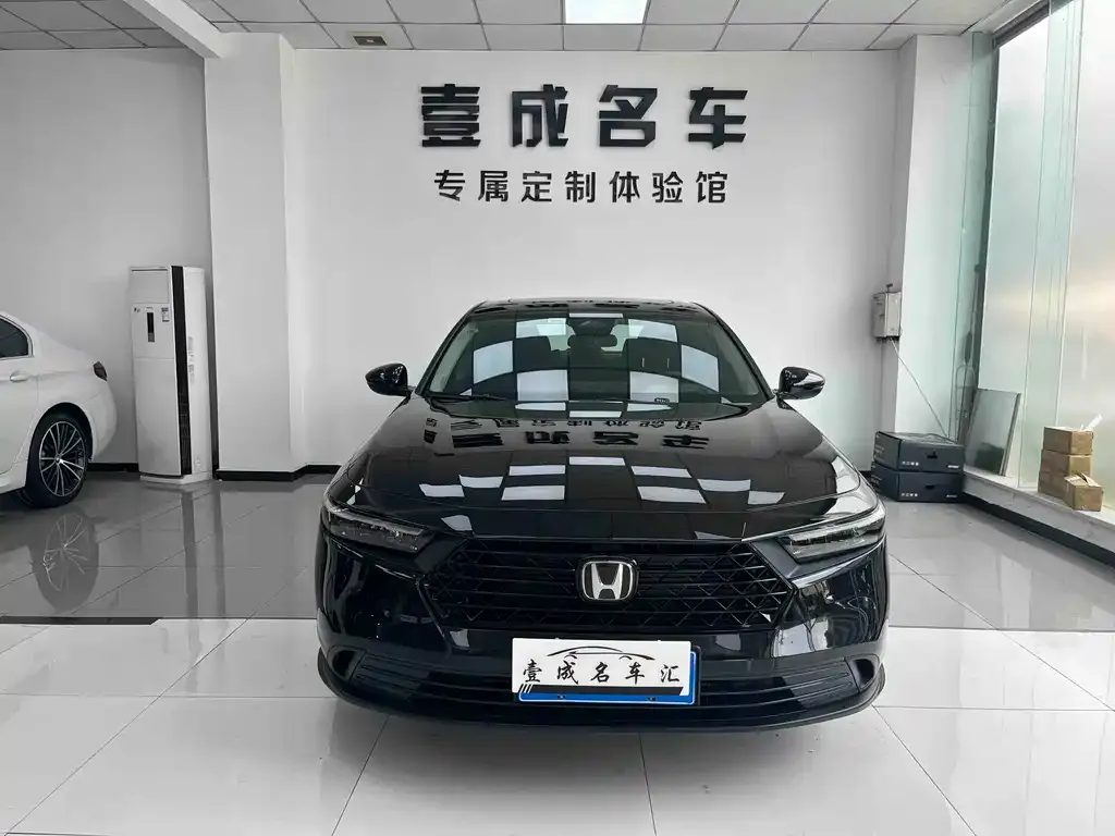 Honda Accord — фото 6