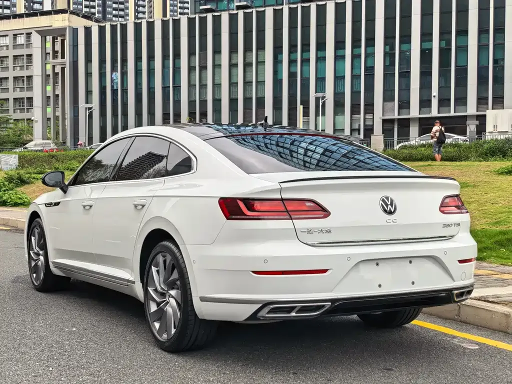 Volkswagen CC — фото 5