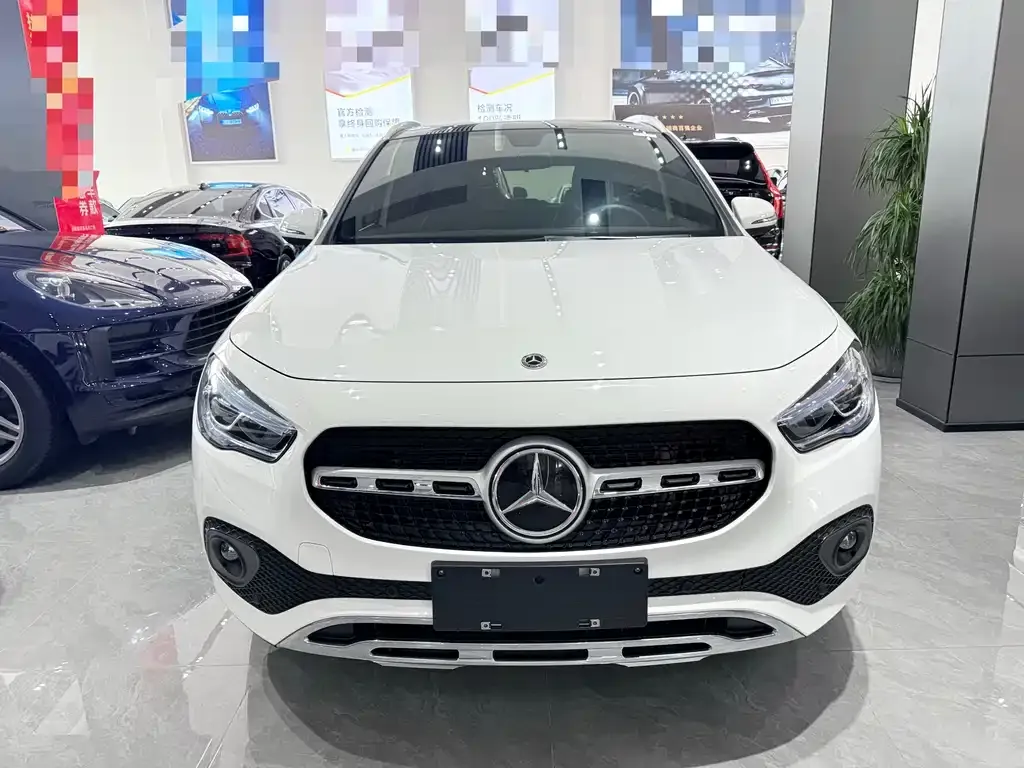 Mercedes-Benz GLA — фото 8