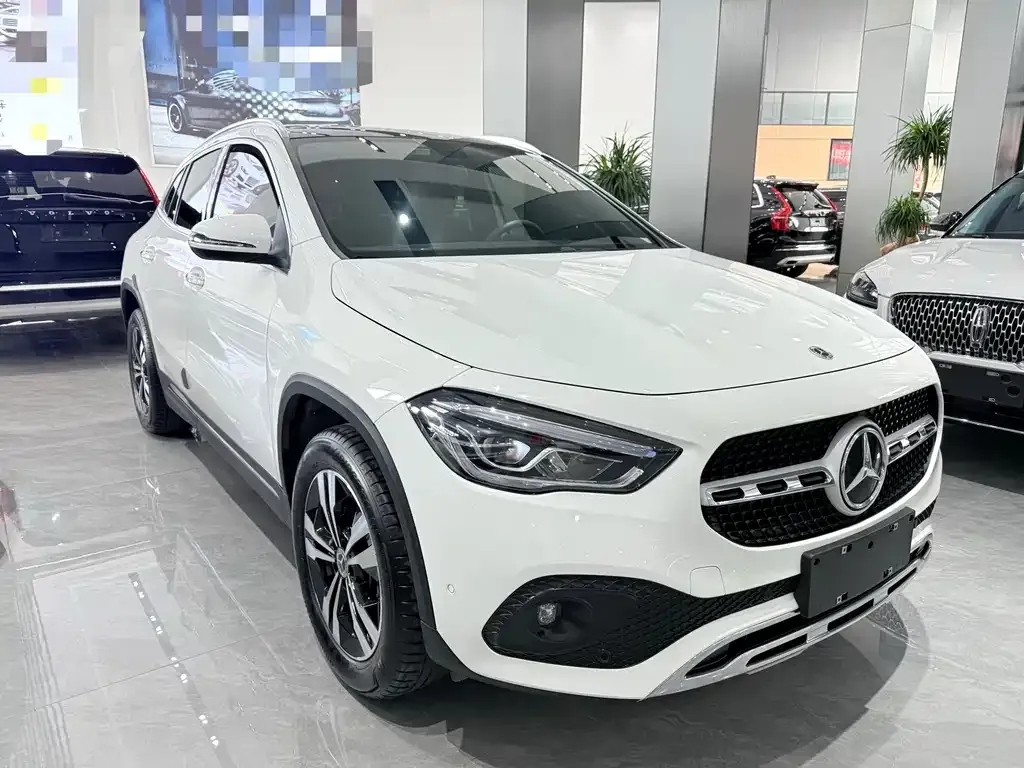 Mercedes-Benz GLA — фото 7