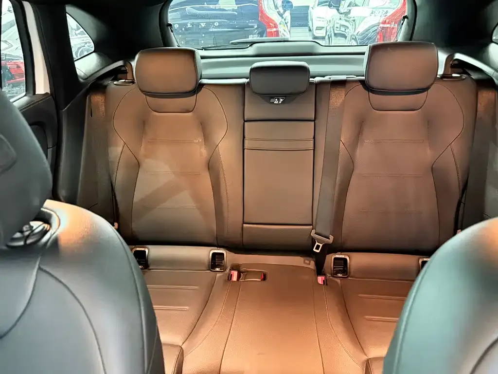Mercedes-Benz GLA — фото 5