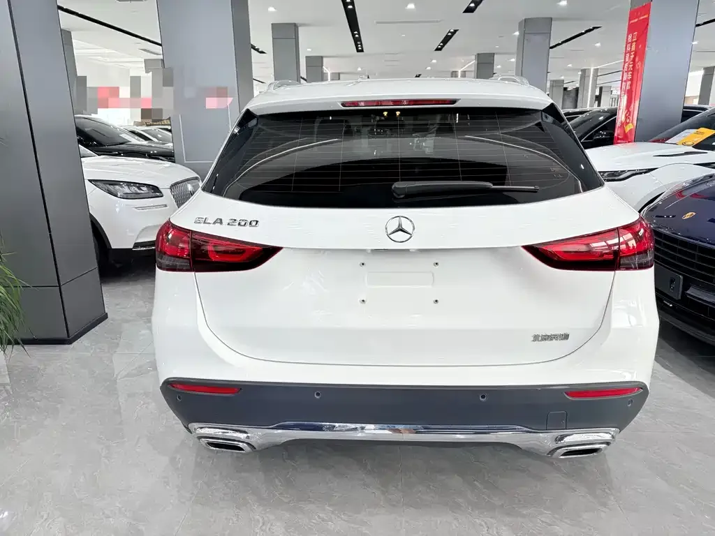 Mercedes-Benz GLA — фото 10