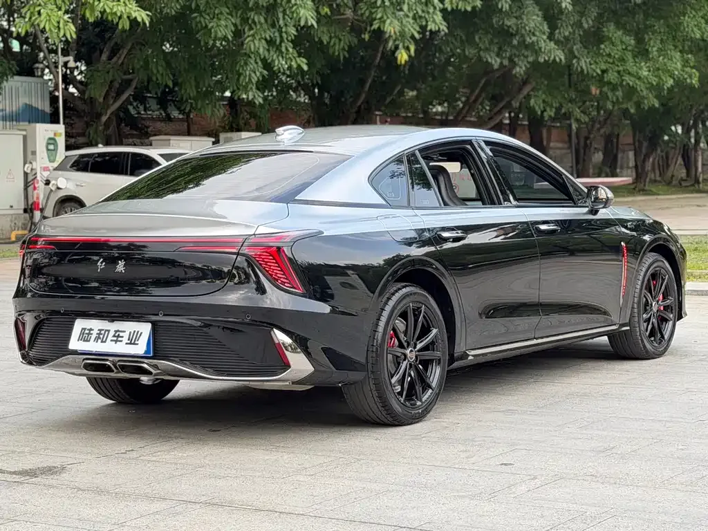 Hongqi H6 — фото 8