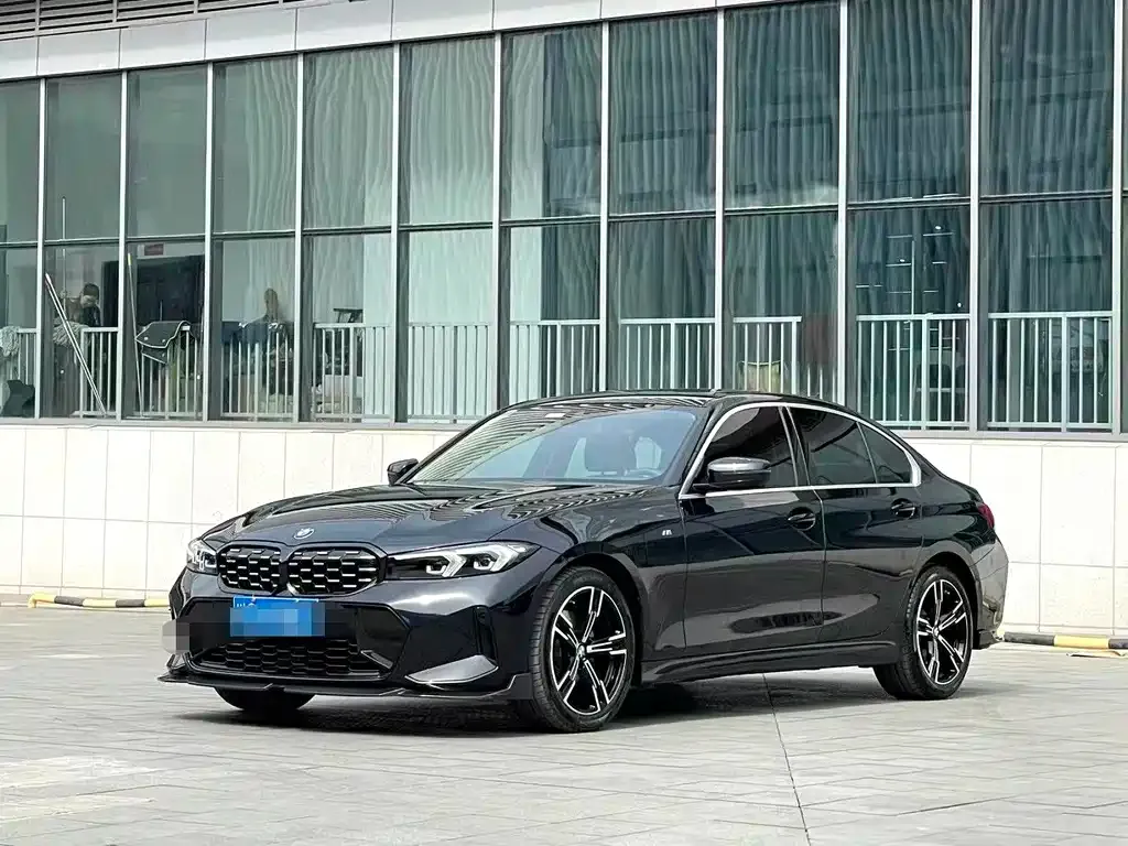 BMW 3 Series — фото 1