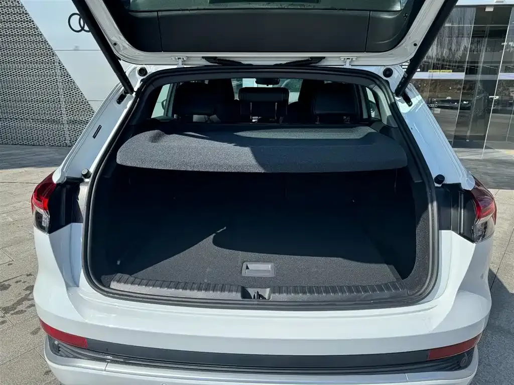 Audi Q4 e-tron 2024 из CN, фото 7