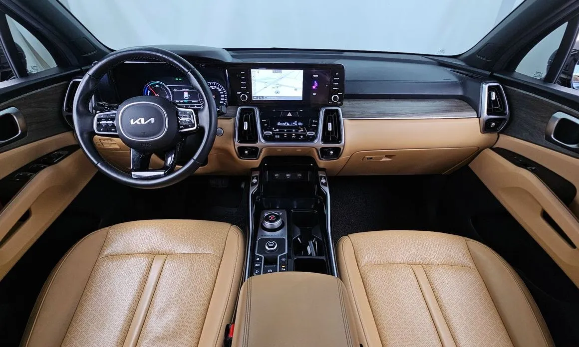 Kia Sorento — фото 8