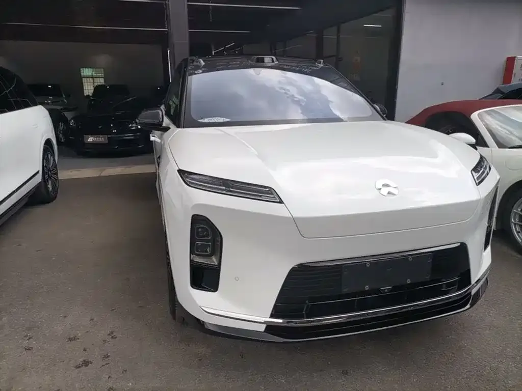NIO ES8 — фото 10