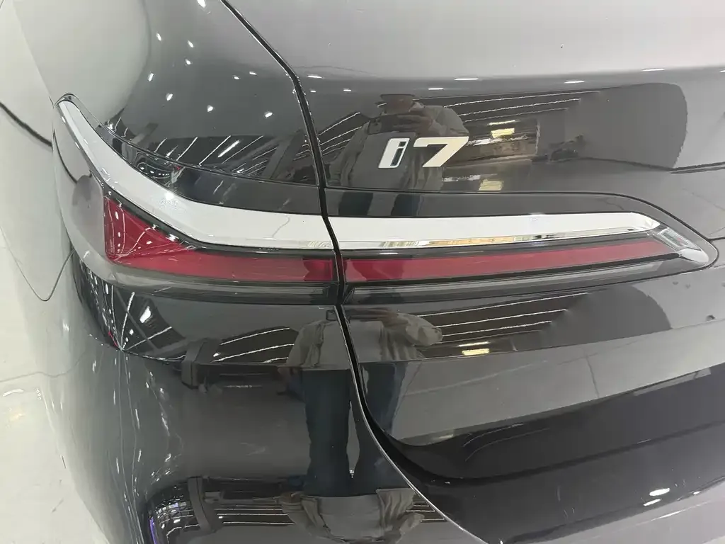 BMW i7 2024 из CN, фото 6