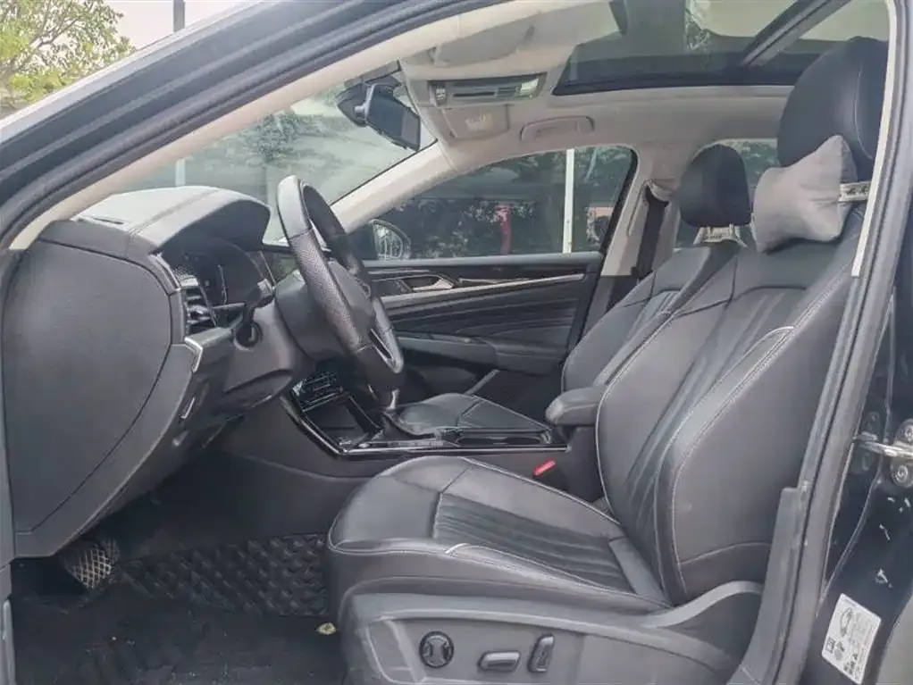 Volkswagen Passat — фото 4
