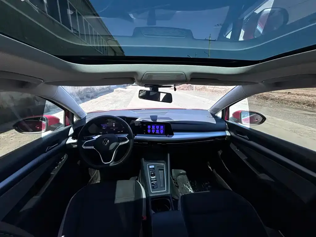 Volkswagen Golf 2021 из CN, фото 3