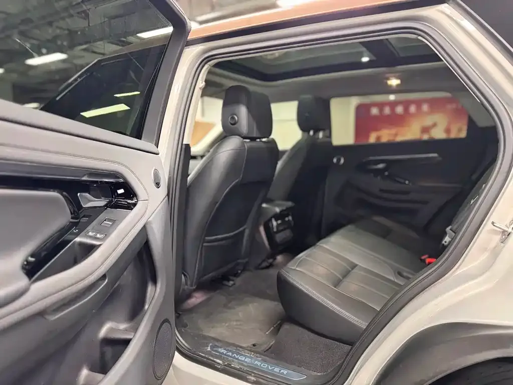 Land Rover Evoque — фото 6