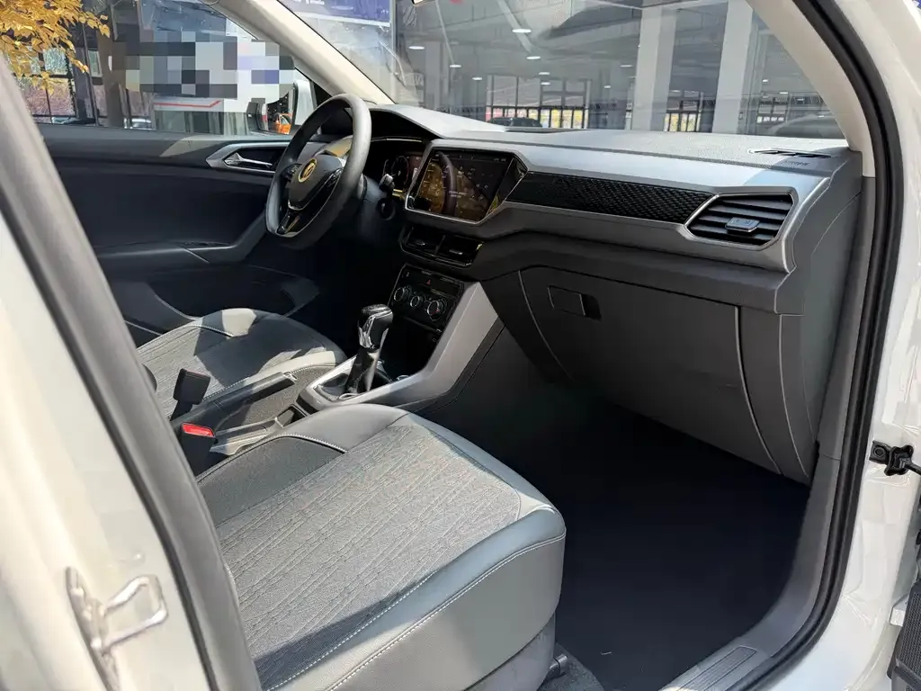 Volkswagen T-Cross 2021 из CN, фото 2