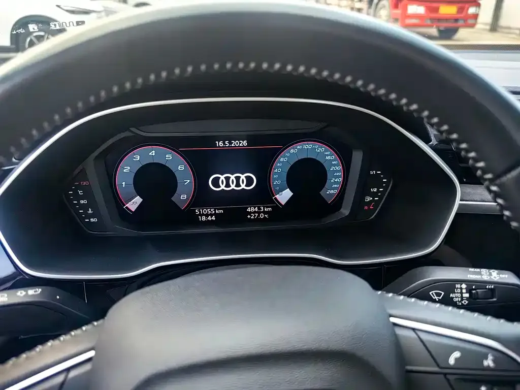 Audi Q3 — фото 6