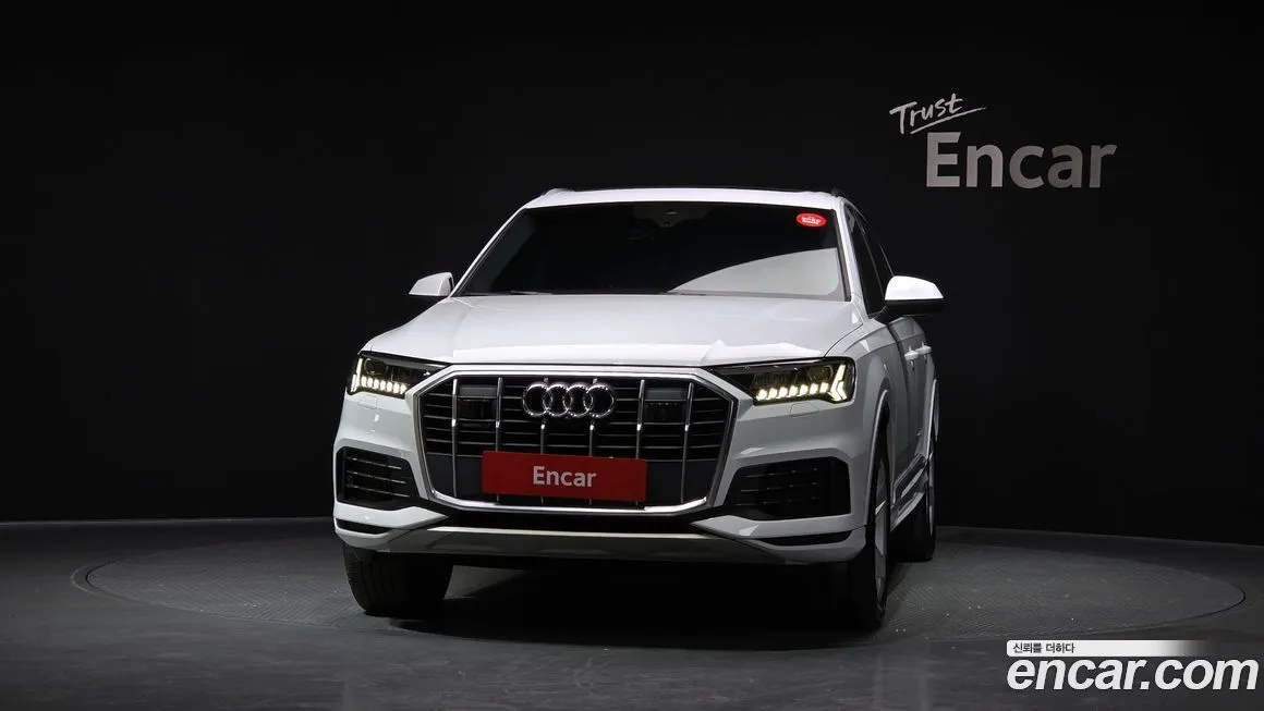 Audi Q7 2021 из KR, фото 6