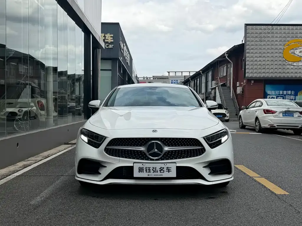 Mercedes-Benz CLS — фото 10