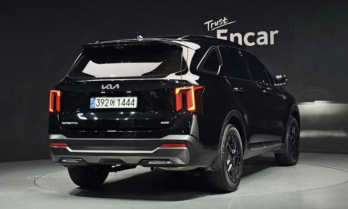 Kia Sorento — фото 4