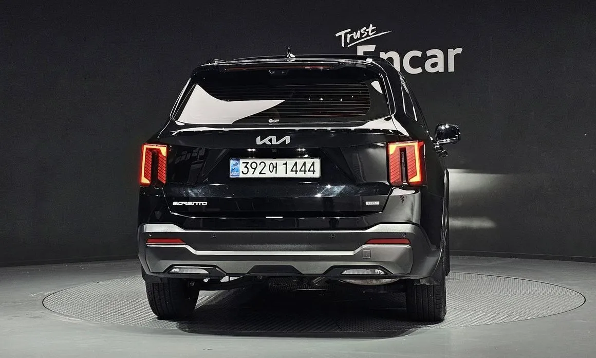 Kia Sorento — фото 7
