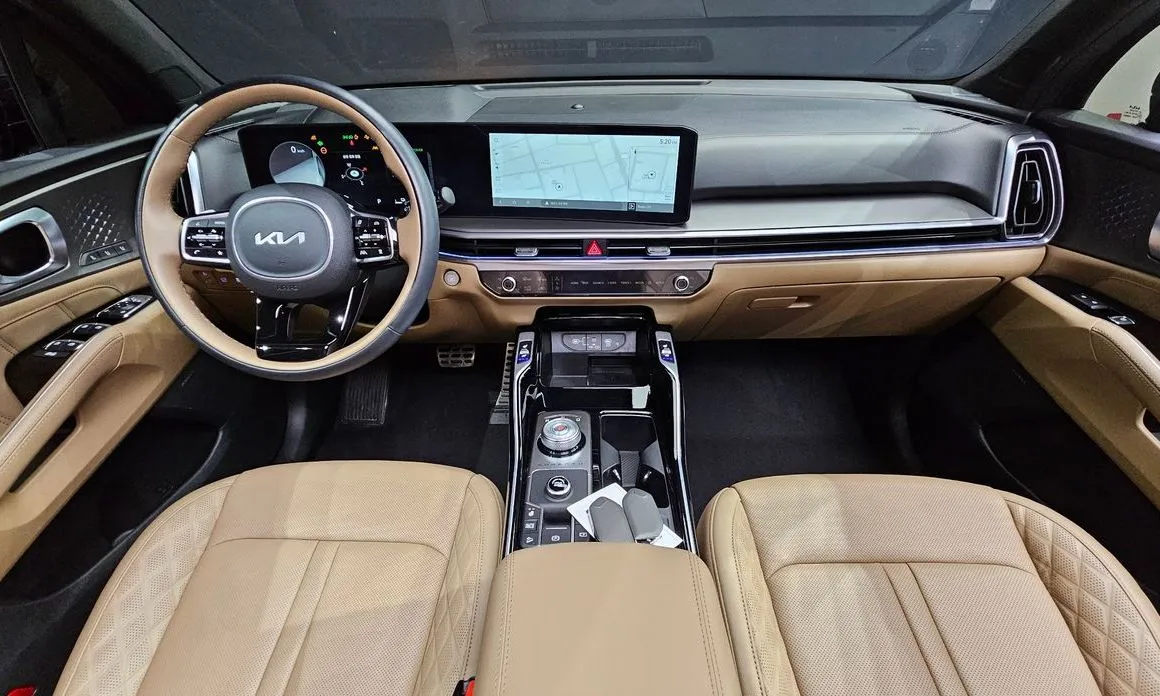 Kia Sorento — фото 10