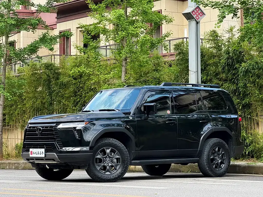 Lexus GX