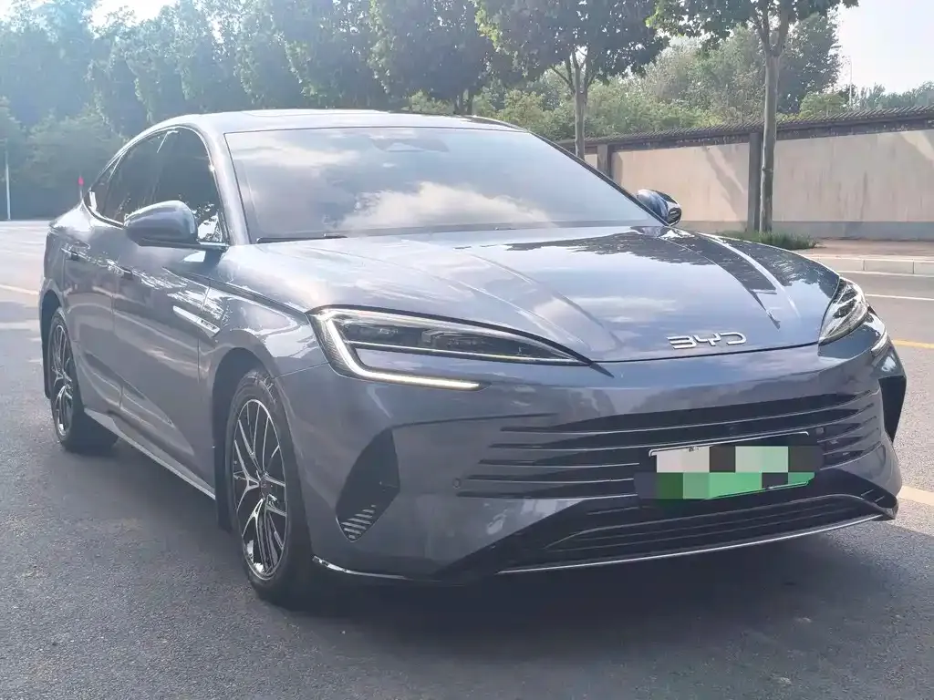 BYD Seal — фото 7