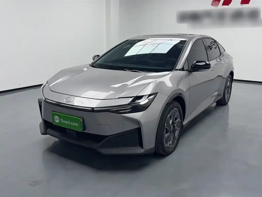 Toyota bZ3 2025 из CN, фото 7
